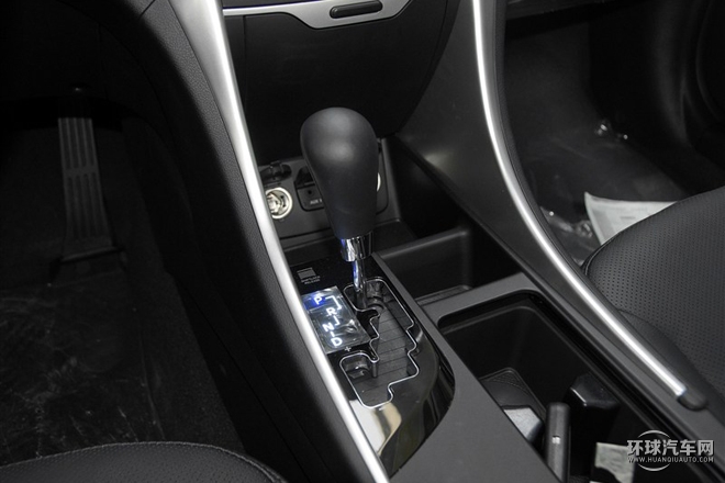 2015款 經典 2.4L 自動豪華版 國IV