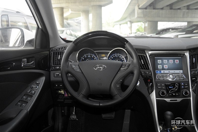 2015款 經典 2.4L 自動豪華版 國IV