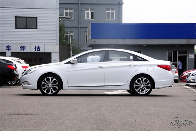 2015款 經典 2.4L 自動豪華版 國V