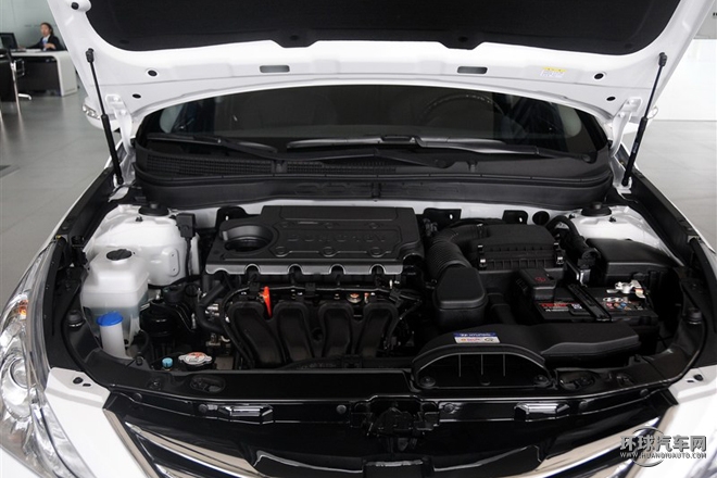 2015款 經(jīng)典 2.4L 自動領(lǐng)先版 國IV