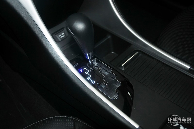 2015款 經典 2.4L 自動領先版 國V