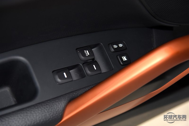 2015款 1.6T 自動豪華版