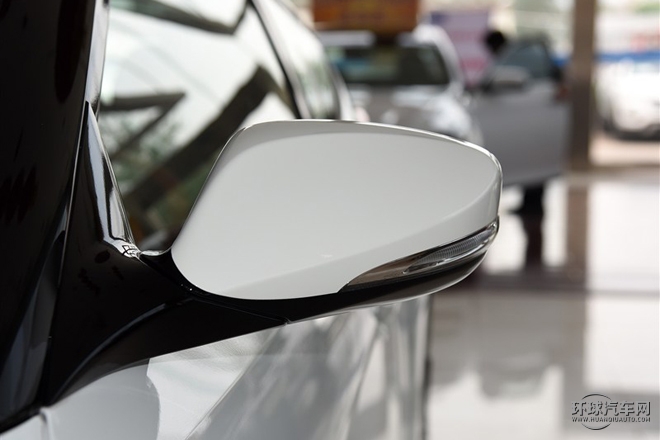 2015款 1.6T 自動豪華版