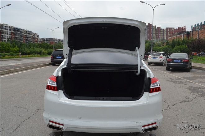 2015款 1.2T 自動豪華版