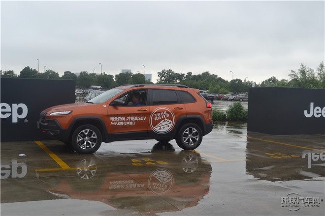 以全路況 定義真SUV  Jeep品牌體驗日