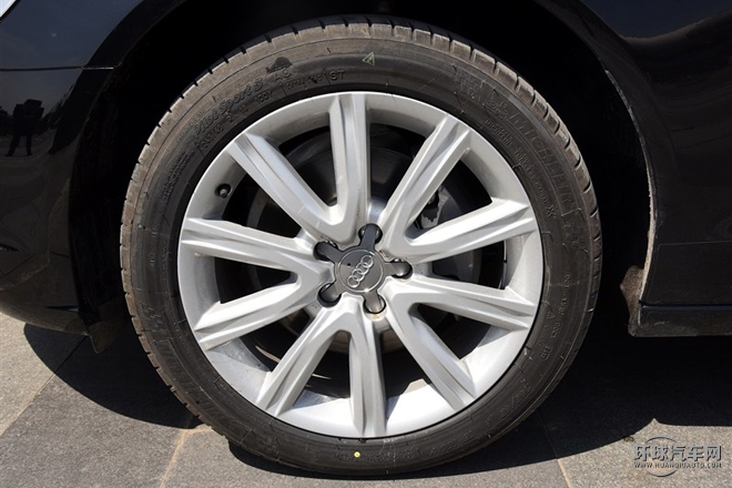 2015款 35 FSI quattro 舒適型