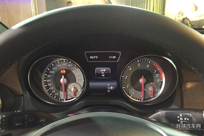 2015款 GLA 260 4MATIC勞倫斯特別版