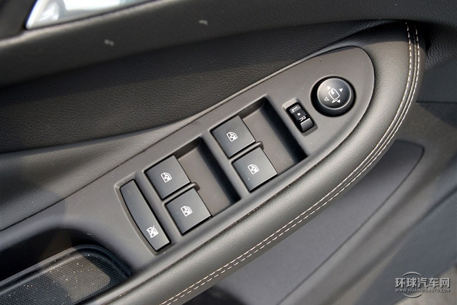 2015款 20T 兩驅領先型