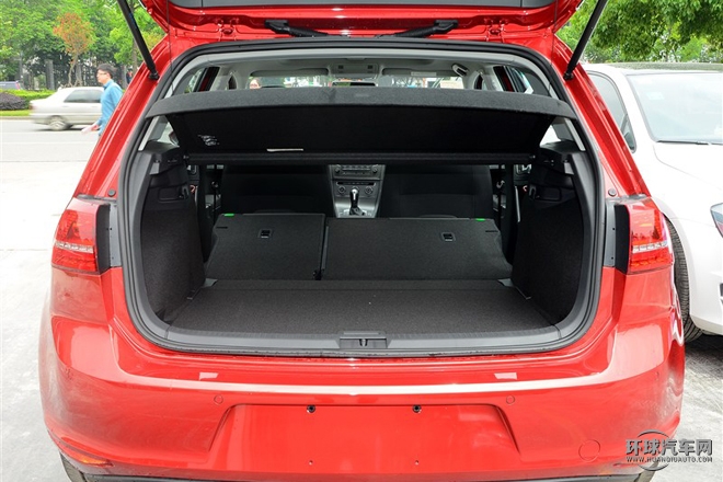 2015款 1.2TSI 自動舒適型