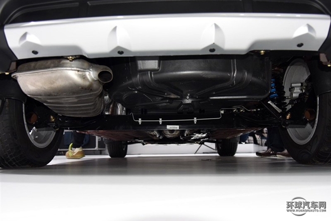 2015款 1.6L CVT豪華型