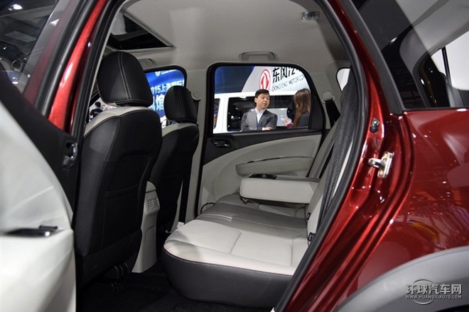 2015款 1.6L CVT豪華型