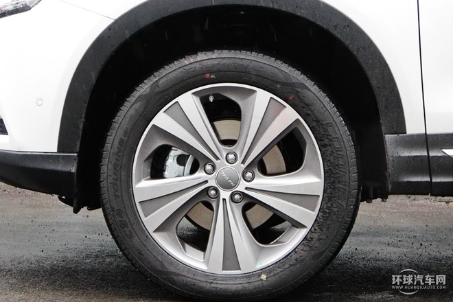 2015款 2.0T 手動兩驅尊貴型