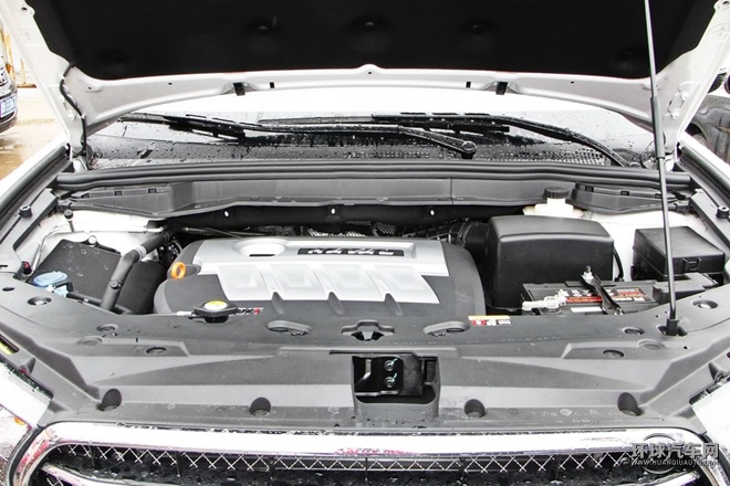 2015款 2.0T 手動兩驅尊貴型