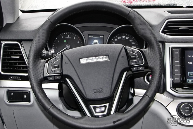 2015款 2.0T 手動兩驅尊貴型