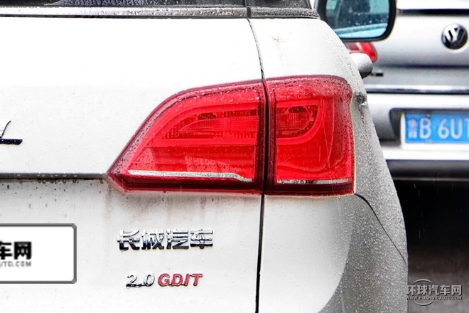 2015款 2.0T 手動兩驅尊貴型