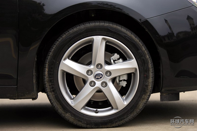 2015款 1.8T 自動旗艦型