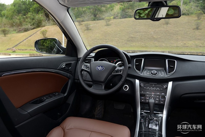 2015款 1.8T 自動旗艦型