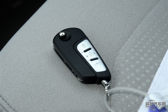 2015款 1.8T 自動舒適型