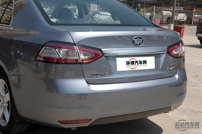 2015款 1.8T 自動舒適型