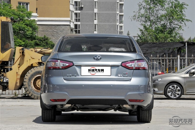 2015款 1.8T 自動舒適型