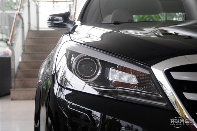 2015款 1.8T 自動尊貴型