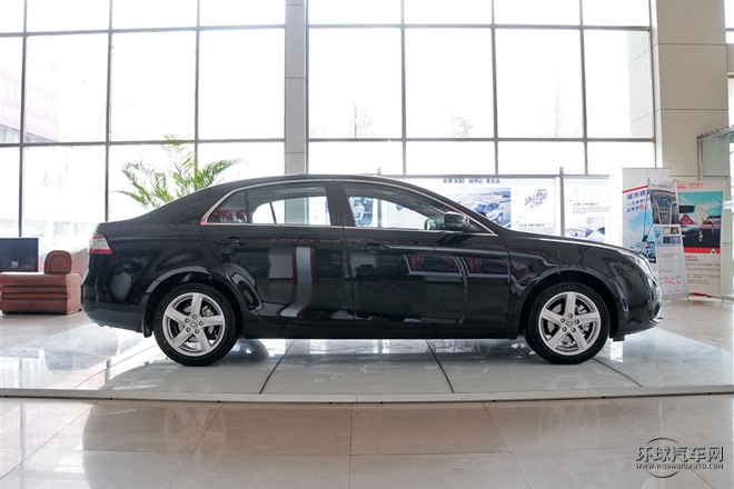 2015款 1.8T 自動尊貴型