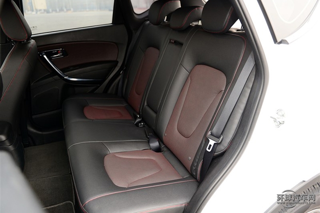 2015款 1.8T 自動旗艦型