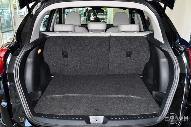 2015款 2.0L 手動(dòng)豪華型