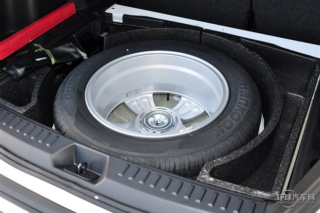 2015款 2.0L 手動基本型