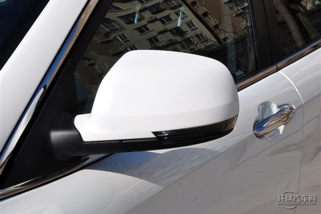 2015款 2.0L 手動基本型