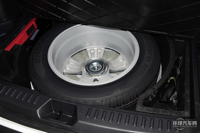 2015款 2.0L 手動舒適兩周年紀念型