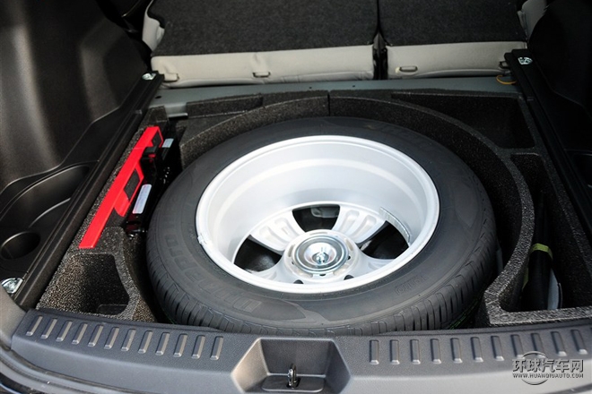 2015款 2.0L 自動豪華型