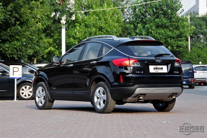 2015款 2.0L 自動豪華型