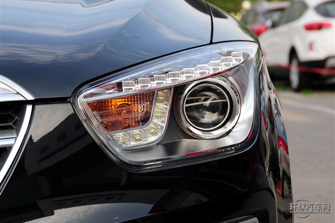 2015款 2.0L 自動豪華型