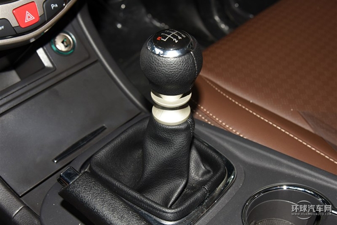 2015款 1.5T 升級版 手動豪華型