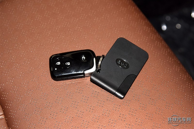 2015款 2.0T 升級(jí)版 自動(dòng)尊貴型