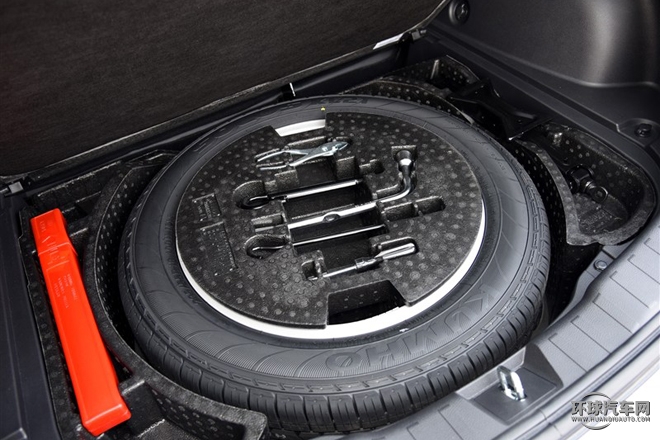 2015款 1.5T 自動(dòng)兩驅(qū)精英版