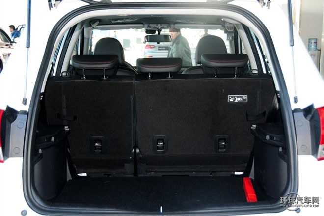 2015款 升級版 1.5T 手動兩驅(qū)精英型