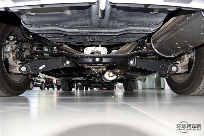 2015款 升級版 1.5T 手動四驅精英型