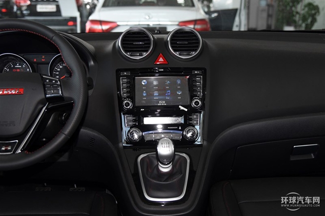 2015款 升級版 1.5T 手動四驅(qū)精英型