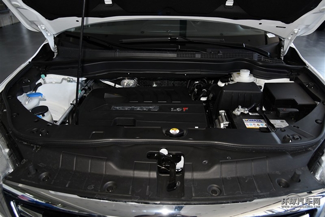 2015款 運(yùn)動版 1.5T 自動兩驅(qū)尊享型