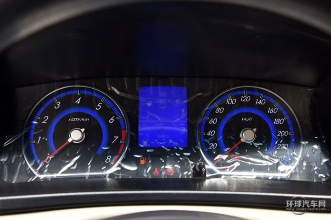 2015款 1.5L 手動進(jìn)取型