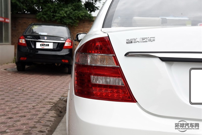 2015款 1.5L 手動(dòng)進(jìn)取型