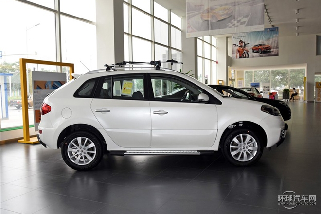 2015款 2.0L 兩驅(qū)時(shí)尚版