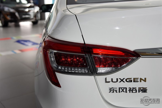 2015款 1.8T 自動智慧型