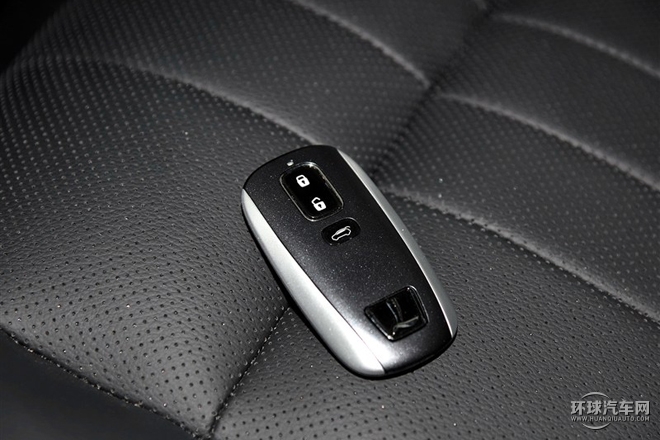 2015款 1.8T 自動(dòng)智尊型