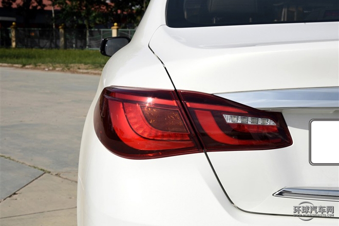 2015款 Q70L 2.5L 豪華版
