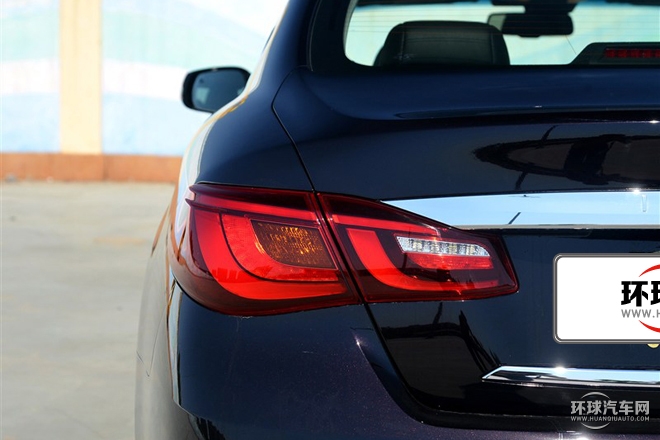 2015款 Q70L 2.5L 悅享版