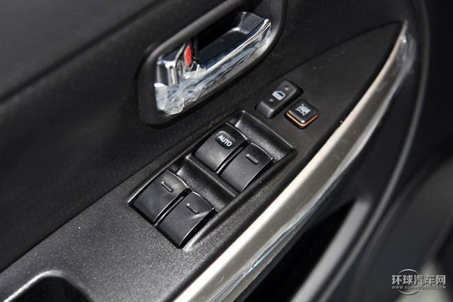 2015款 1.5L AMT舒適型