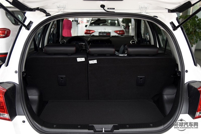 2015款 1.5L AMT舒適型